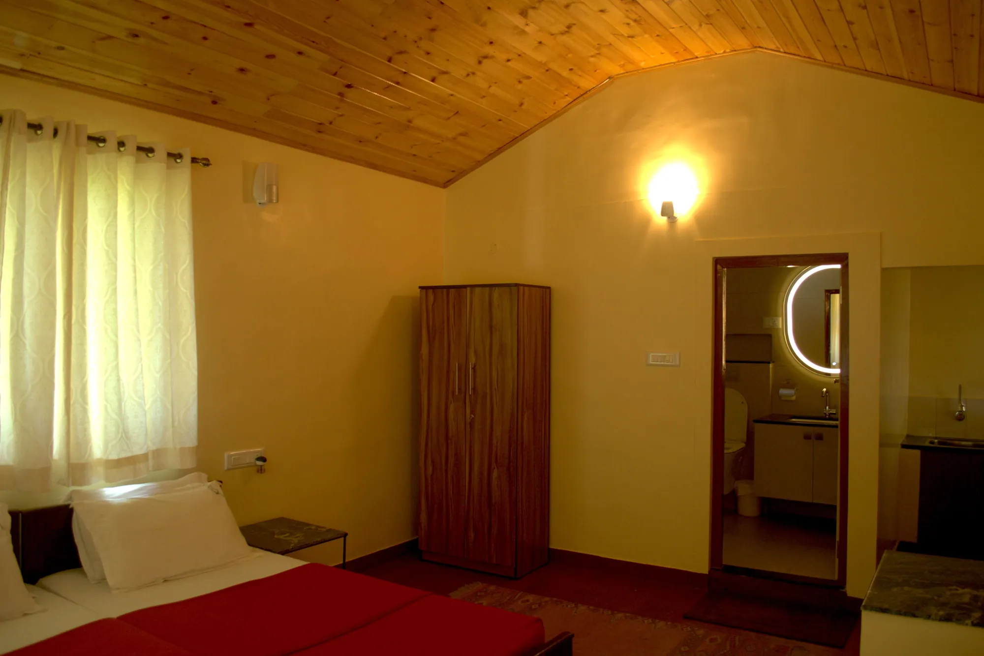 Nature experience at Aranyasun